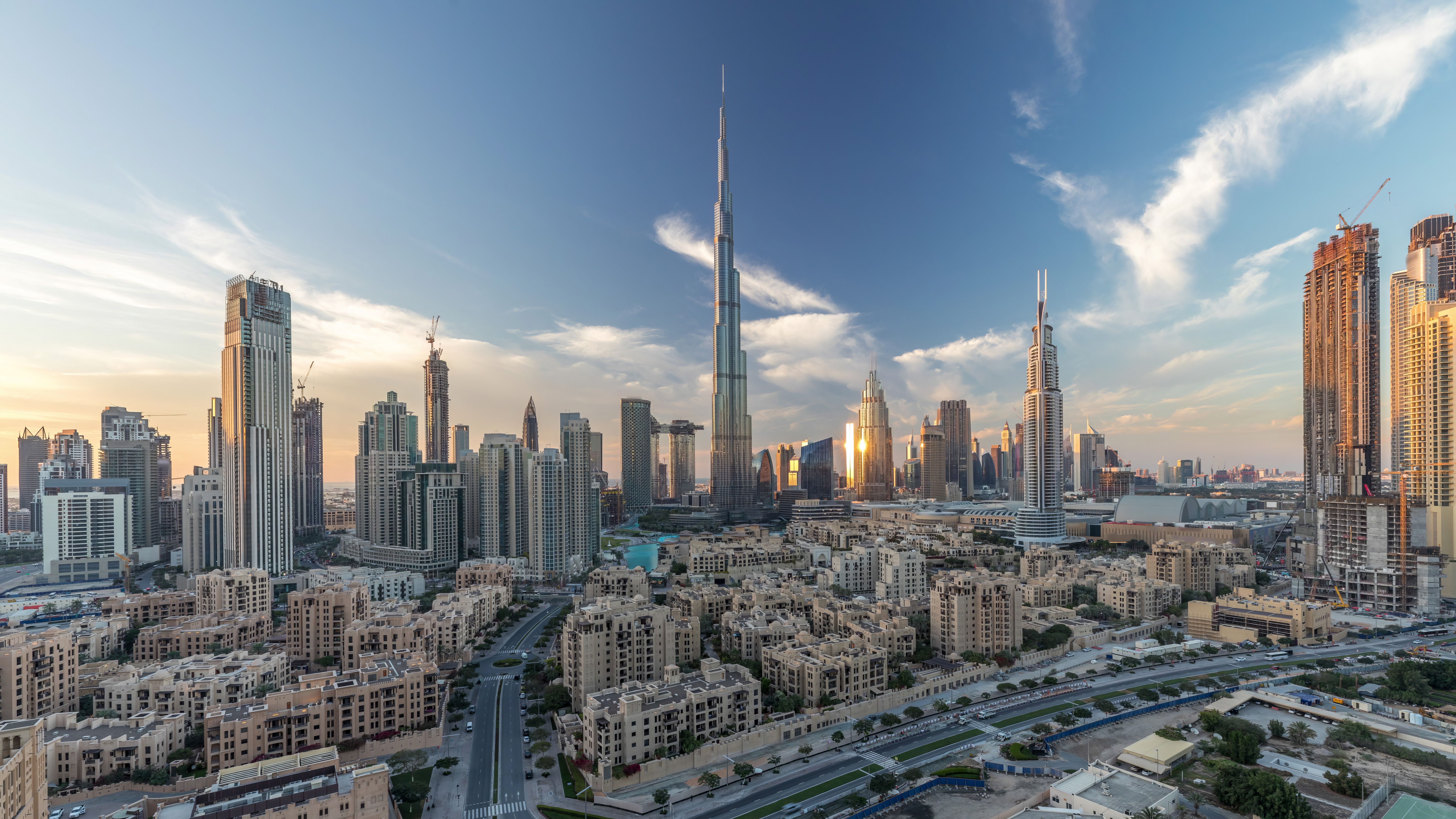 Downtown Dubai- area to buy property in Dubai
