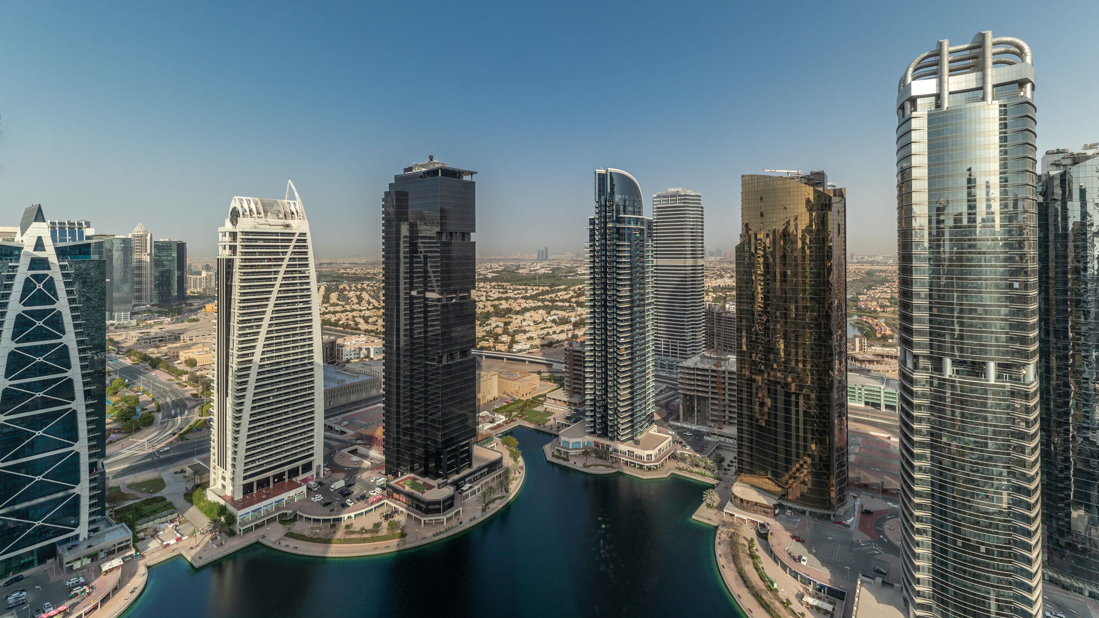 jumeriah-lake-towers-dubai-area-guide